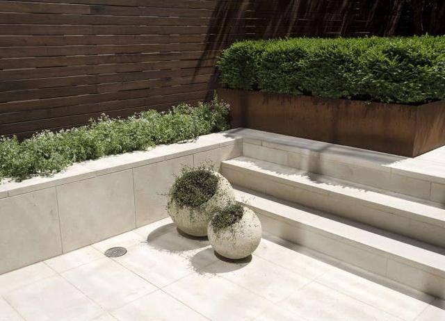 Cream limestone pavers